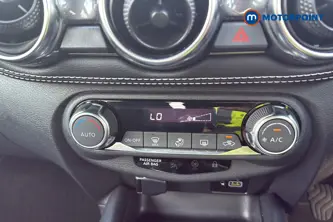 Nissan Juke N-Connecta Manual Petrol SUV - Stock Number (1673620) - 12th supplementary image