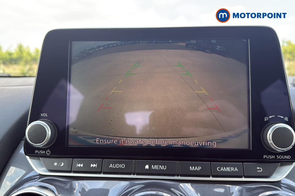 Nissan Juke N-Connecta Manual Petrol SUV - Stock Number (1673620) - 13th supplementary image
