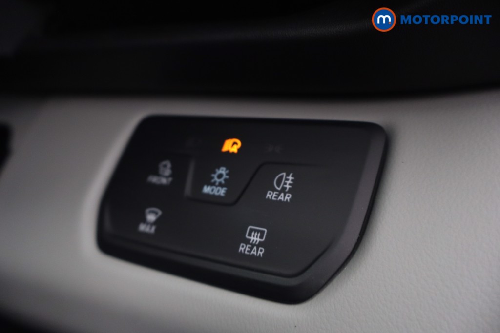 Ford Explorer Premium Automatic Electric SUV - Stock Number (1673699) - 16th supplementary image