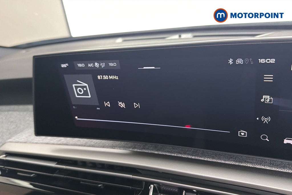 Peugeot 5008 Allure Premium Automatic Petrol SUV - Stock Number (1673759) - 8th supplementary image