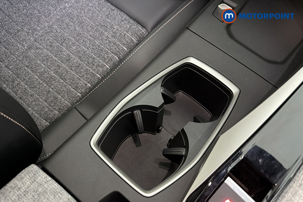 Peugeot 5008 Allure Premium Automatic Petrol SUV - Stock Number (1673759) - 16th supplementary image