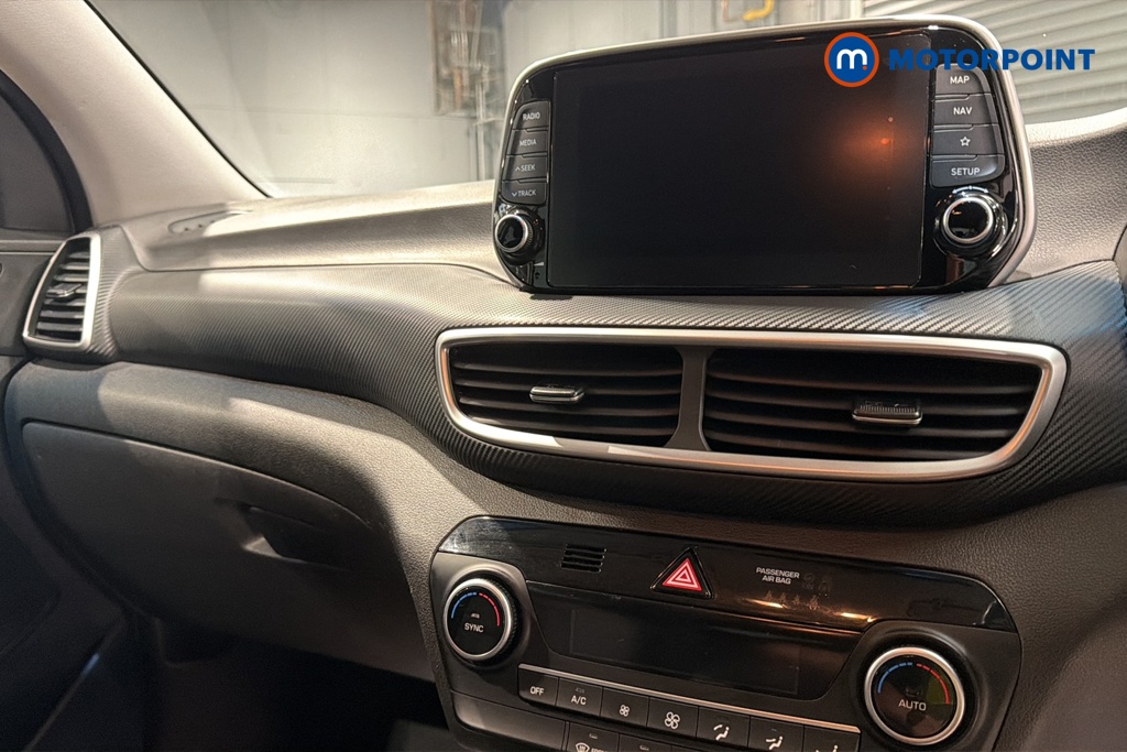 Hyundai Tucson Se Nav Manual Petrol SUV - Stock Number (1673783) - 1st supplementary image