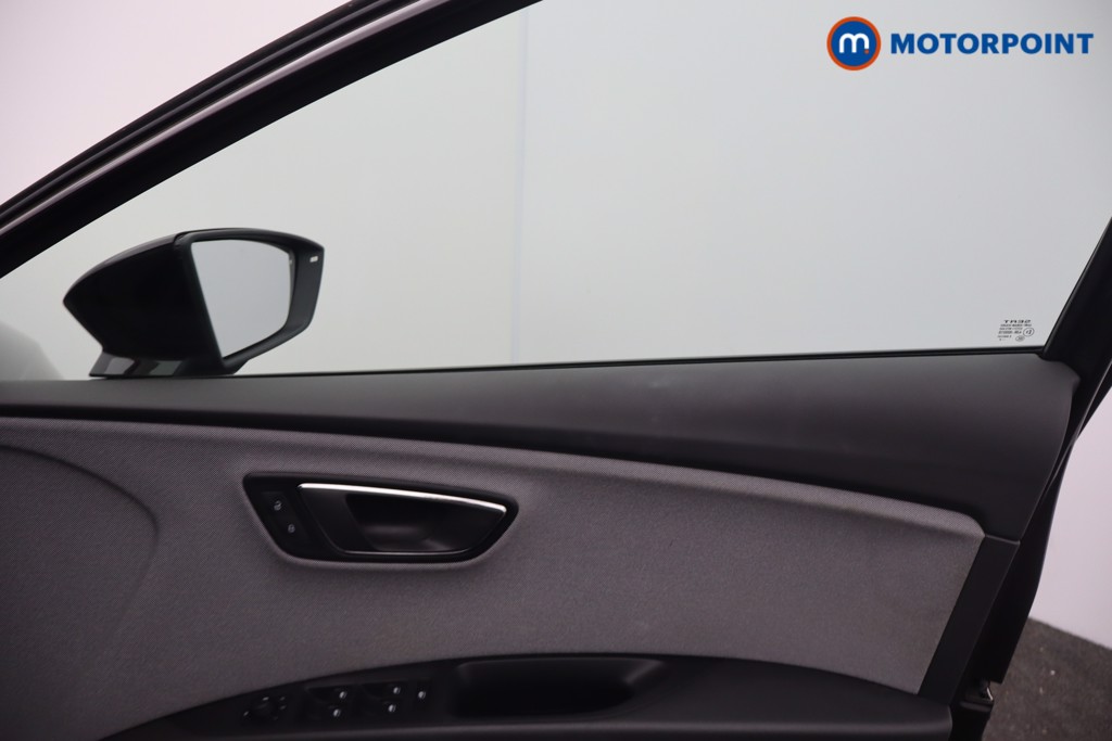 Seat Leon Se Dynamic Manual Petrol Hatchback - Stock Number (1673869) - 7th supplementary image