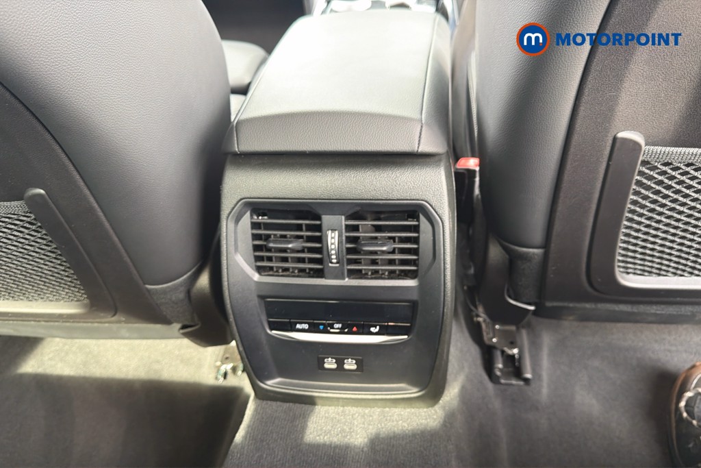 BMW 3 Series Sport Automatic Petrol Plug-In Hybrid Saloon - Stock Number (1673889) - 30th supplementary image