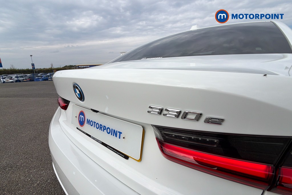 BMW 3 Series Sport Automatic Petrol Plug-In Hybrid Saloon - Stock Number (1673889) - 37th supplementary image