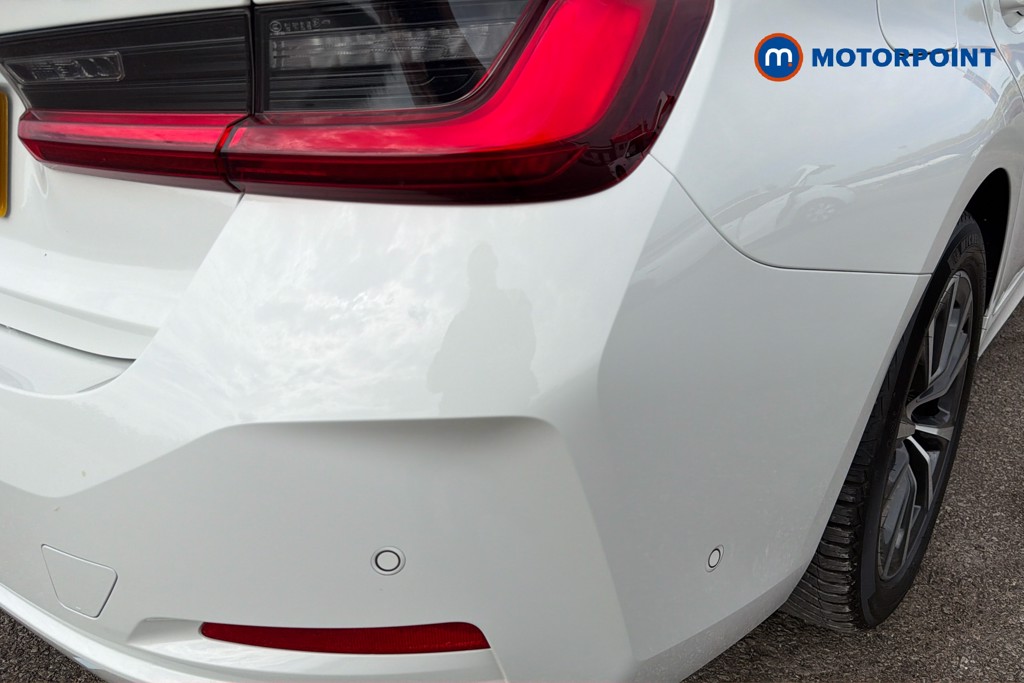 BMW 3 Series Sport Automatic Petrol Plug-In Hybrid Saloon - Stock Number (1673889) - 40th supplementary image