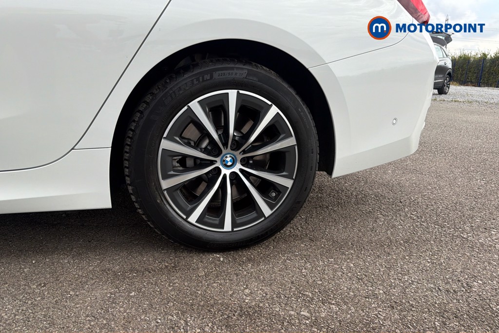 BMW 3 Series Sport Automatic Petrol Plug-In Hybrid Saloon - Stock Number (1673889) - 48th supplementary image