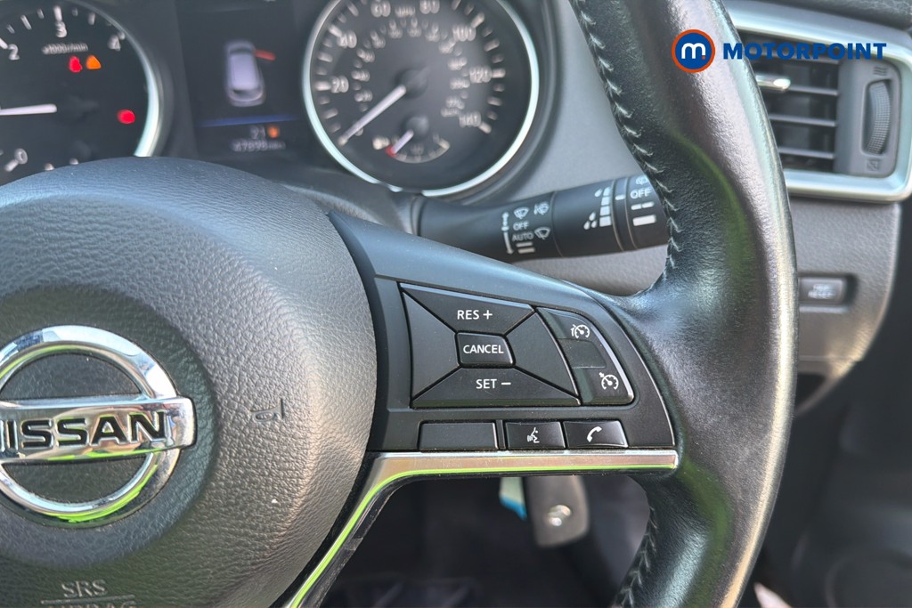 Nissan Qashqai Acenta Premium Manual Diesel SUV - Stock Number (1642952) - 8th supplementary image