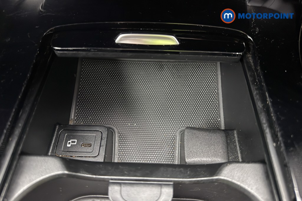 Mercedes-Benz A Class Amg Line Executive Edition Automatic Diesel Saloon - Stock Number (1656138) - 15th supplementary image