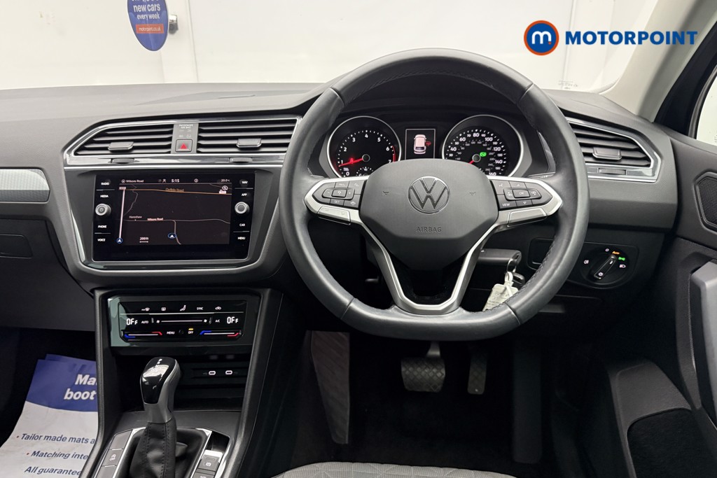 Volkswagen Tiguan Life Automatic Petrol SUV - Stock Number (1657815) - 2nd supplementary image