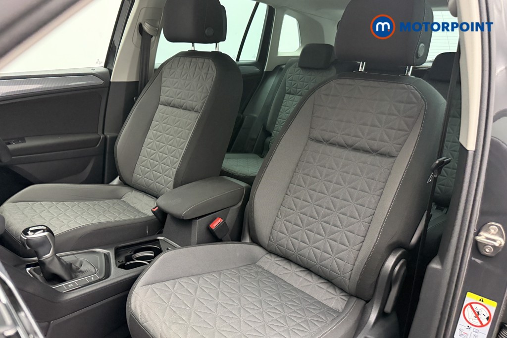 Volkswagen Tiguan Life Automatic Petrol SUV - Stock Number (1657815) - 3rd supplementary image