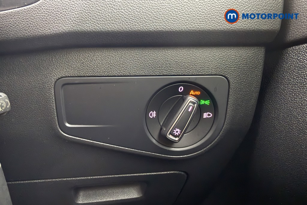 Volkswagen Tiguan Life Automatic Petrol SUV - Stock Number (1657815) - 18th supplementary image