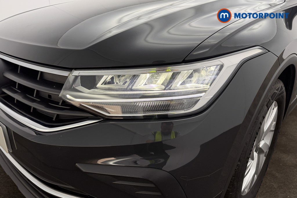 Volkswagen Tiguan Life Automatic Petrol SUV - Stock Number (1657815) - 22nd supplementary image