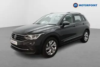 Volkswagen Tiguan Life Automatic Petrol SUV - Stock Number (1657815) - Passenger side front corner