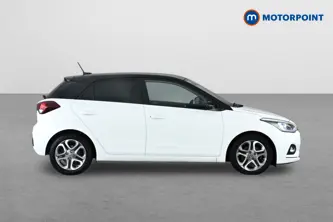 Hyundai I20 Play Manual Petrol Hatchback - Stock Number (1660635) - Drivers side