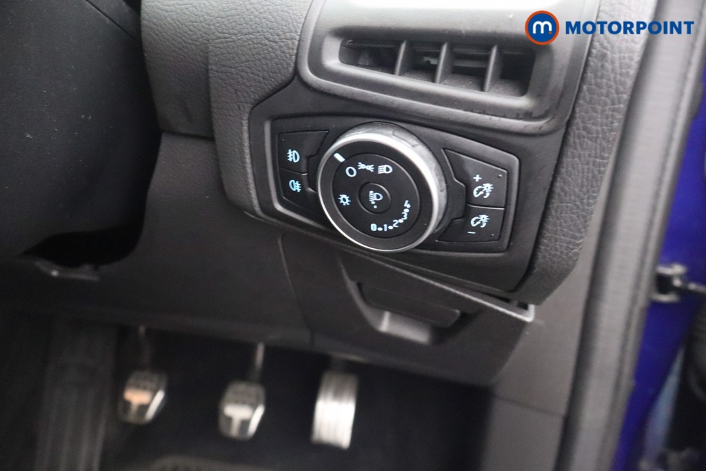 Ford Focus St-Line Manual Petrol Hatchback - Stock Number (1661158) - 8th supplementary image