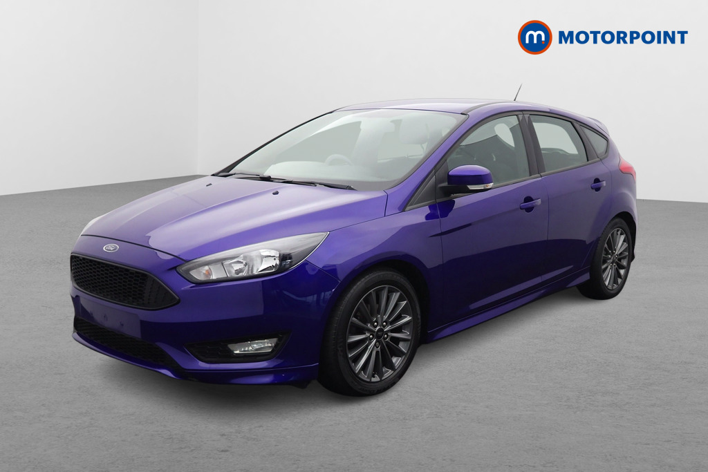 Ford Focus St-Line Manual Petrol Hatchback - Stock Number (1661158) - Passenger side front corner