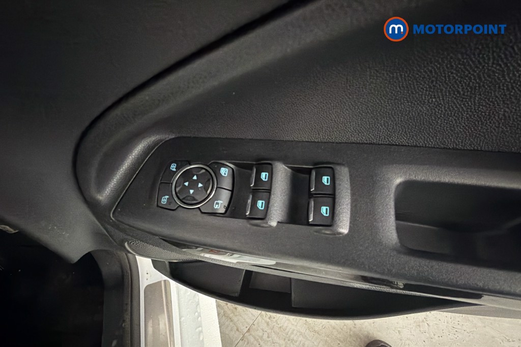 Ford Ecosport St-Line Manual Petrol SUV - Stock Number (1662359) - 20th supplementary image