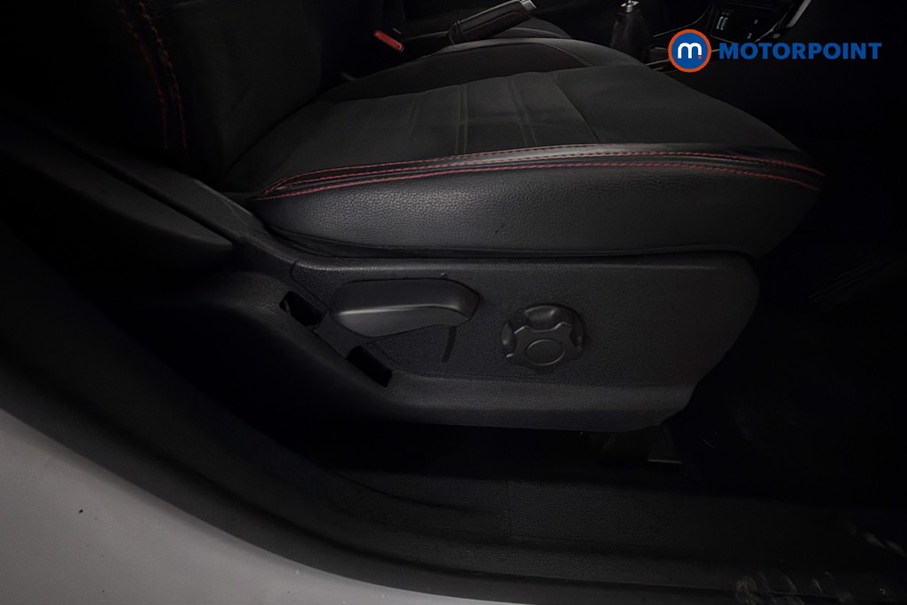 Ford Ecosport St-Line Manual Petrol SUV - Stock Number (1662359) - 25th supplementary image