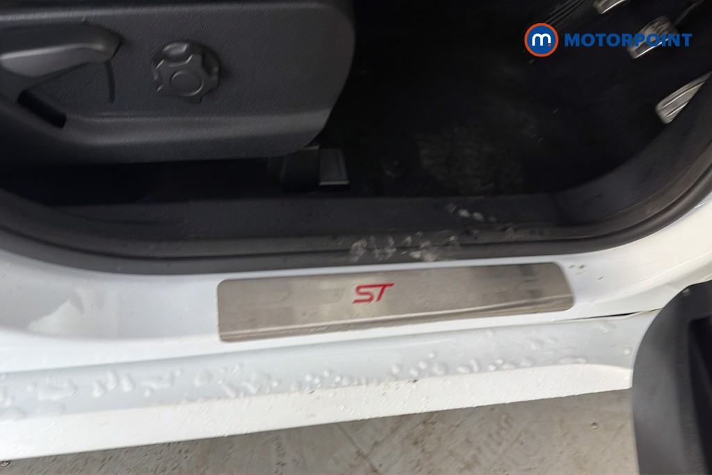 Ford Ecosport St-Line Manual Petrol SUV - Stock Number (1662359) - 27th supplementary image