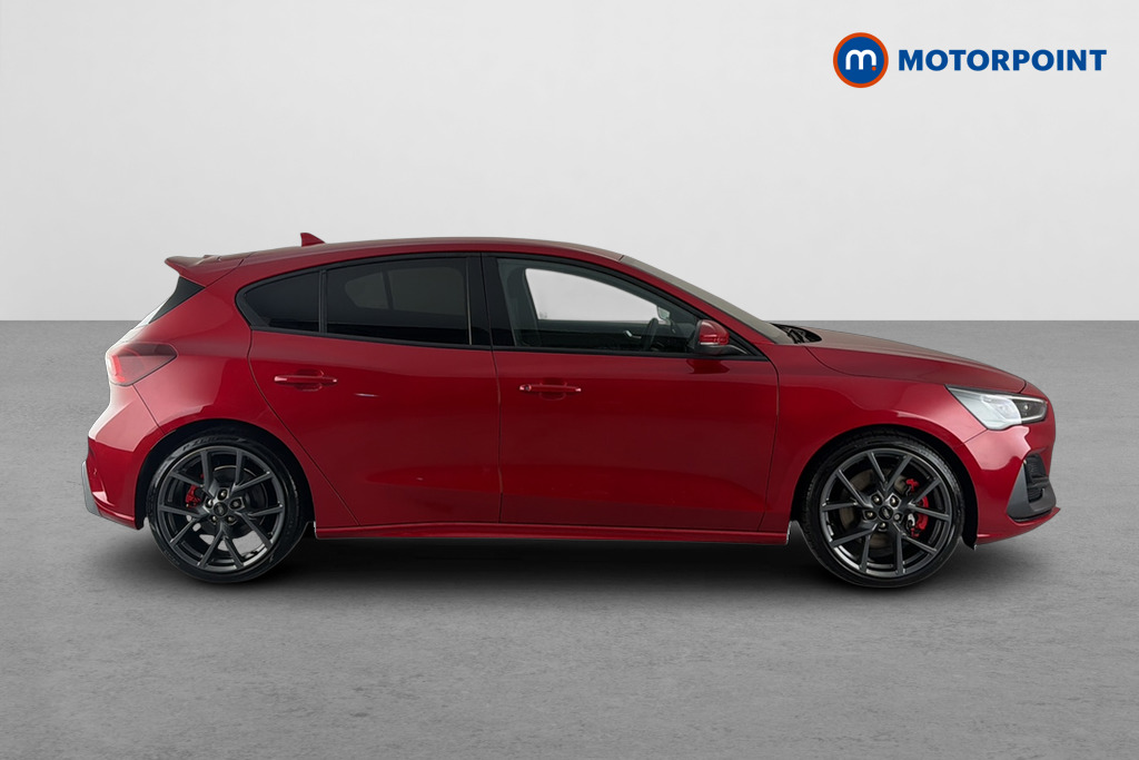 Ford Focus ST Manual Petrol Hatchback - Stock Number (1662615) - Passenger side