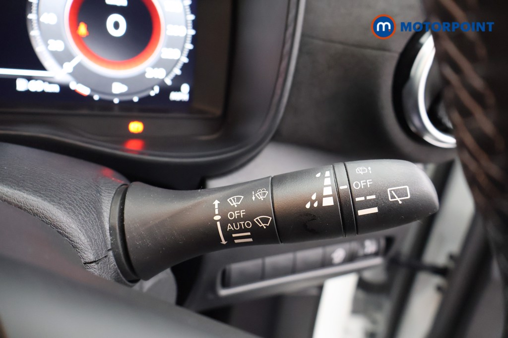 Nissan Juke Tekna-Plus Manual Petrol SUV - Stock Number (1664894) - 6th supplementary image