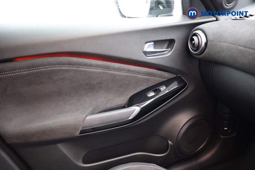 Nissan Juke Tekna-Plus Manual Petrol SUV - Stock Number (1664894) - 14th supplementary image