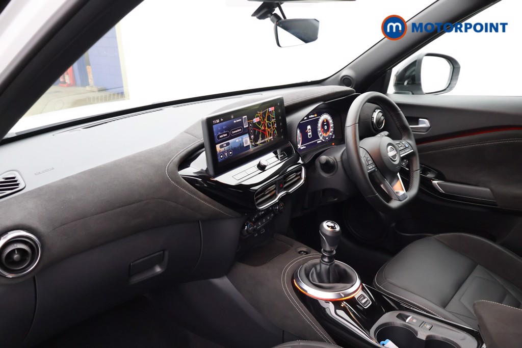 Nissan Juke Tekna-Plus Manual Petrol SUV - Stock Number (1664894) - 24th supplementary image