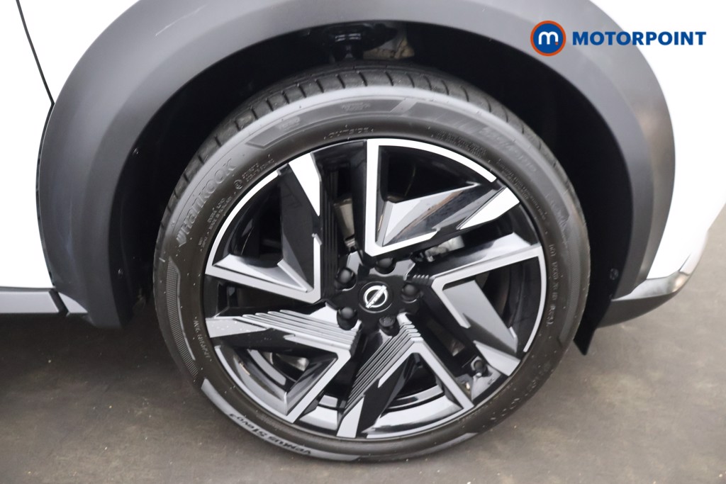Nissan Juke Tekna-Plus Manual Petrol SUV - Stock Number (1664894) - 35th supplementary image