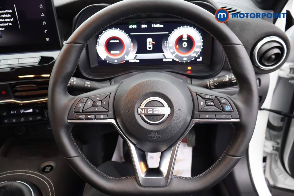 Nissan Juke Tekna-Plus Manual Petrol SUV - Stock Number (1664894) - 1st supplementary image
