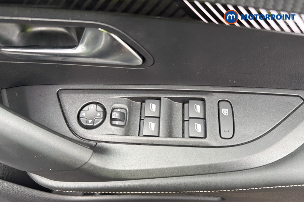Peugeot 2008 Allure Manual Petrol SUV - Stock Number (1665927) - 3rd supplementary image