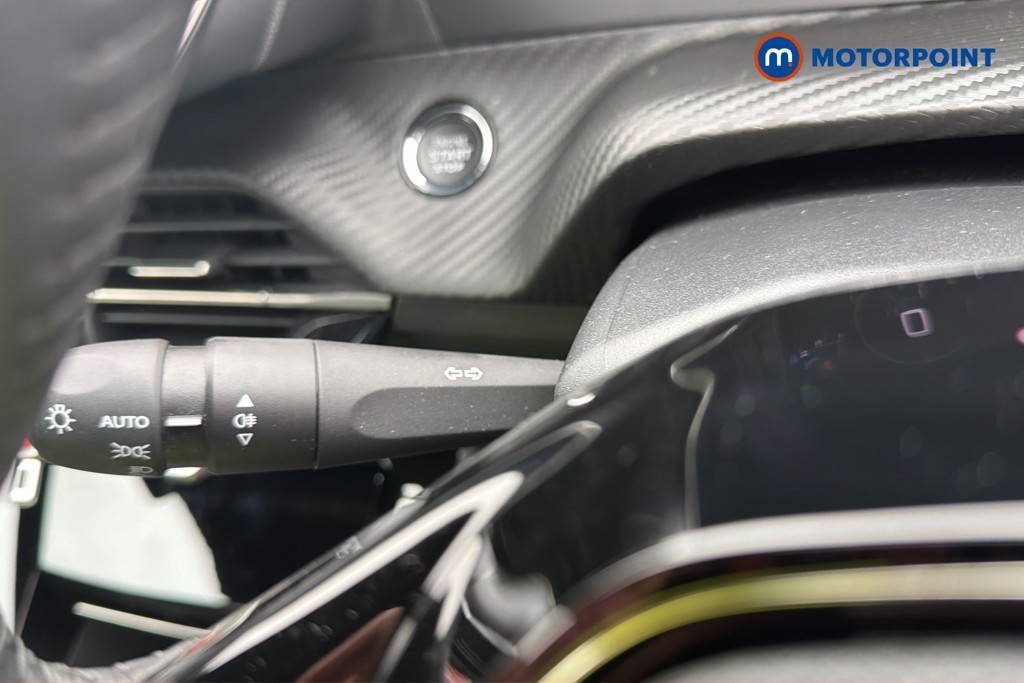 Peugeot 2008 Allure Manual Petrol SUV - Stock Number (1665927) - 9th supplementary image