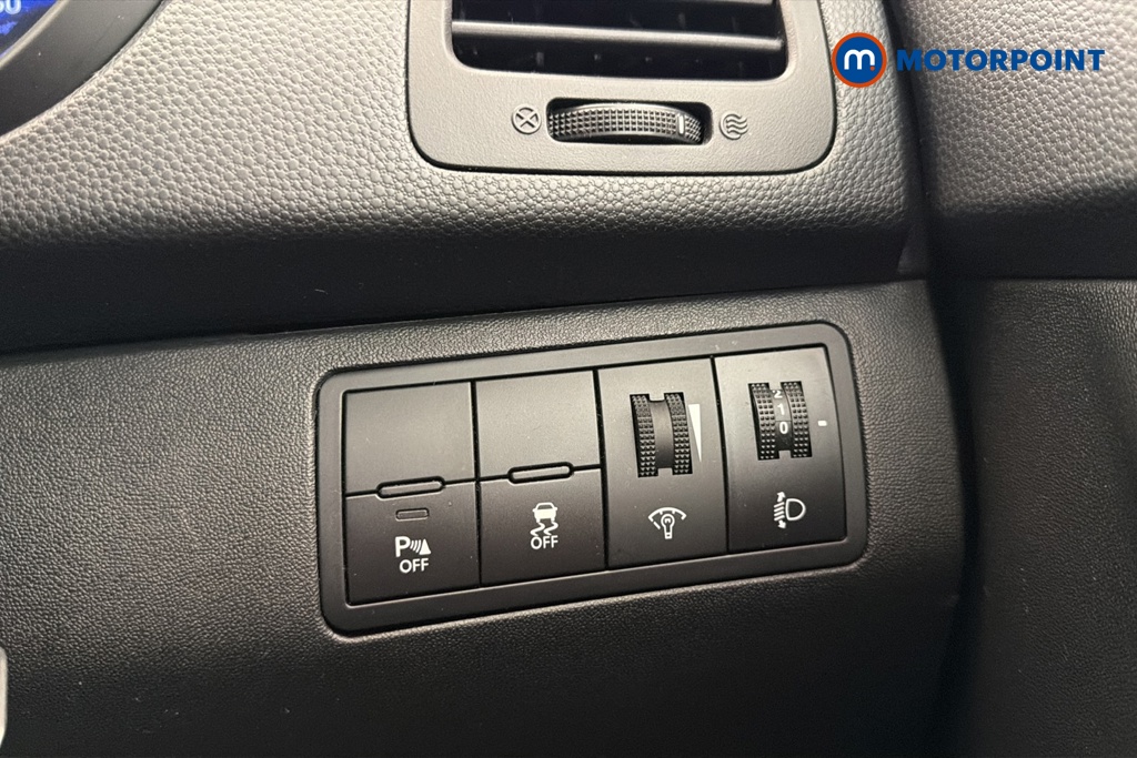 Hyundai Ix20 Se Nav Automatic Petrol People Carrier - Stock Number (1665975) - 11th supplementary image