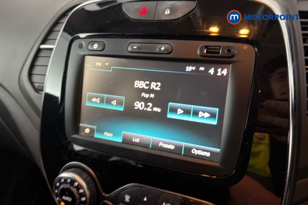 Renault Captur Dynamique S Nav Manual Diesel SUV - Stock Number (1666172) - 9th supplementary image
