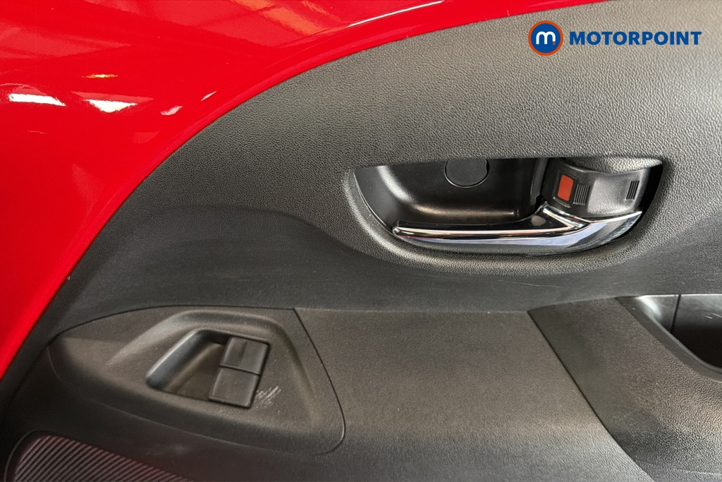 Peugeot 108 Allure Manual Petrol Hatchback - Stock Number (1666193) - 19th supplementary image
