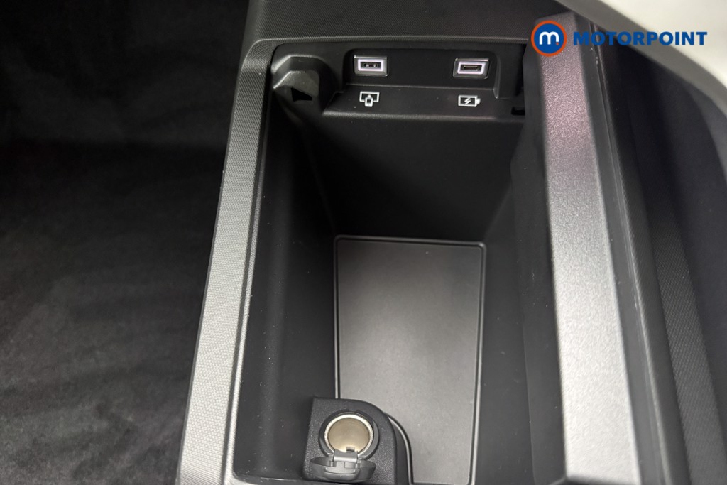 Peugeot 5008 GT Automatic Petrol SUV - Stock Number (1666307) - 19th supplementary image