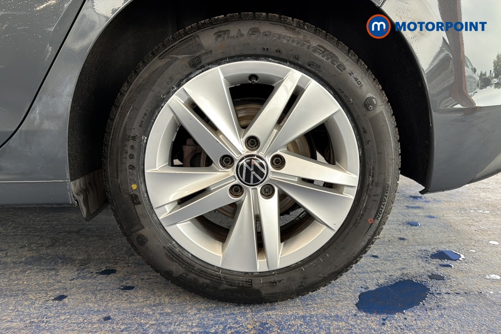 Volkswagen Golf Life Manual Petrol Hatchback - Stock Number (1666891) - 45th supplementary image
