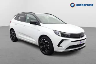 Vauxhall Grandland Ultimate Manual Petrol SUV - Stock Number (1666973) - Drivers side front corner