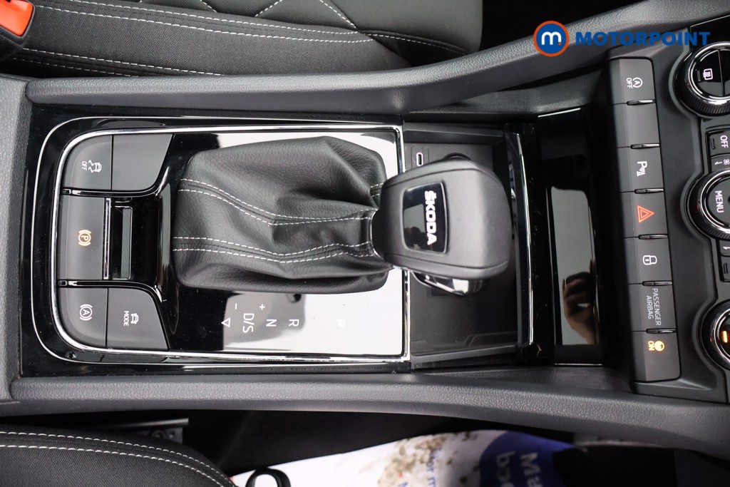 Skoda Karoq Sportline Automatic Petrol SUV - Stock Number (1667344) - 11th supplementary image