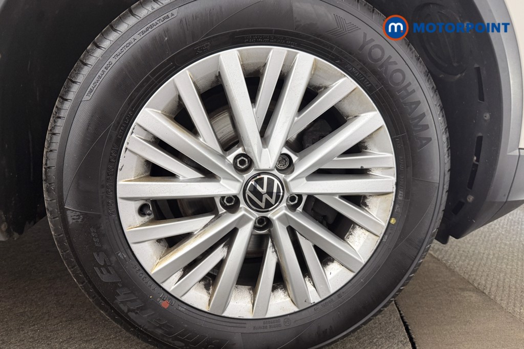 Volkswagen T-Roc Life Manual Petrol SUV - Stock Number (1667385) - 10th supplementary image