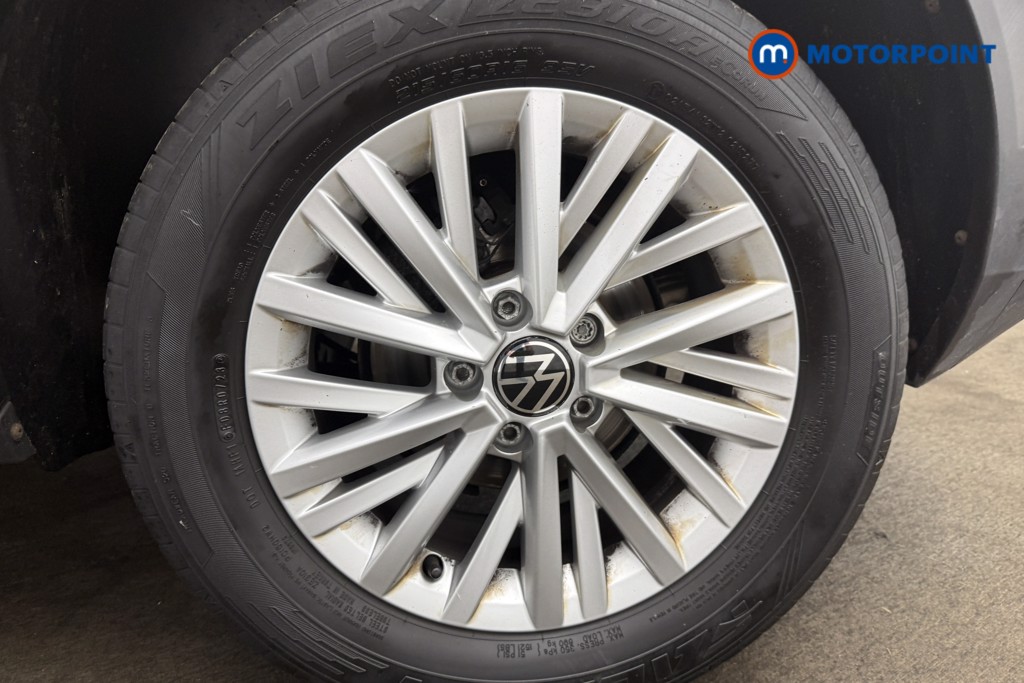 Volkswagen T-Roc Life Manual Petrol SUV - Stock Number (1667385) - 12th supplementary image