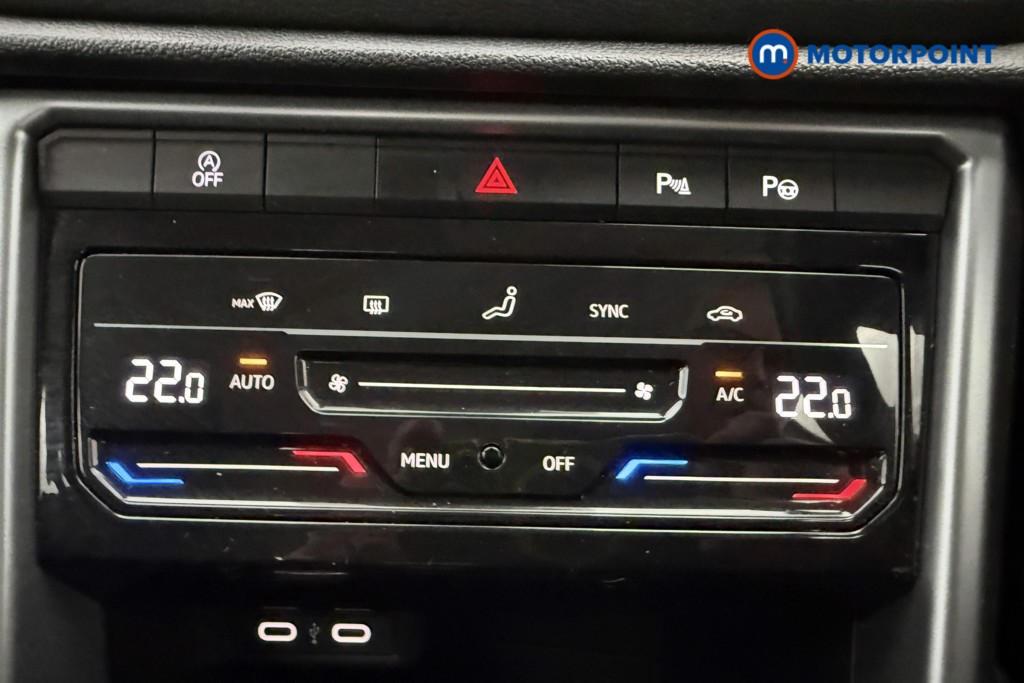 Volkswagen T-Roc Life Manual Petrol SUV - Stock Number (1667385) - 15th supplementary image
