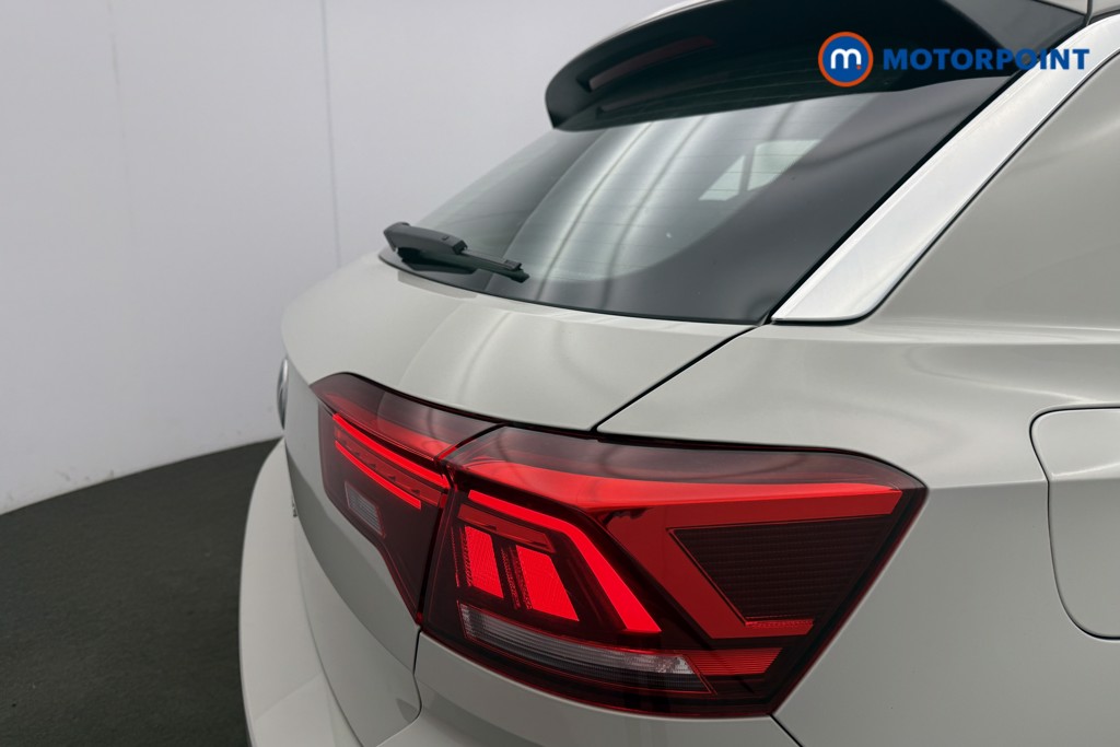 Volkswagen T-Roc Life Manual Petrol SUV - Stock Number (1667385) - 26th supplementary image