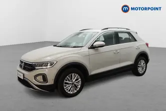 Volkswagen T-Roc Life Manual Petrol SUV - Stock Number (1667385) - Passenger side front corner