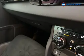 Skoda Karoq Se L Automatic Petrol SUV - Stock Number (1667549) - 14th supplementary image