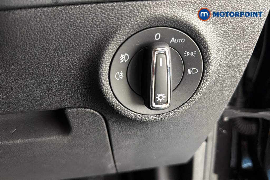 Skoda Karoq Se L Automatic Petrol SUV - Stock Number (1667550) - 11th supplementary image