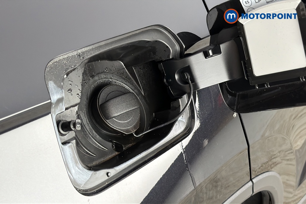 Skoda Karoq Se L Automatic Petrol SUV - Stock Number (1667550) - 41st supplementary image
