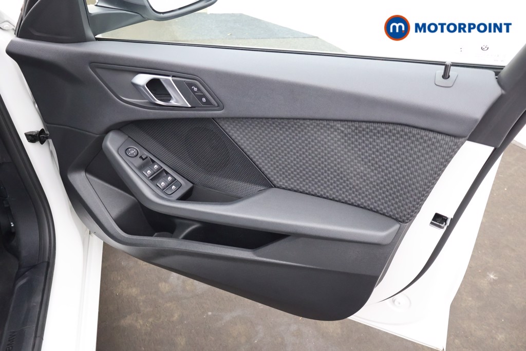 BMW 1 Series SE Automatic Petrol Hatchback - Stock Number (1667597) - 18th supplementary image