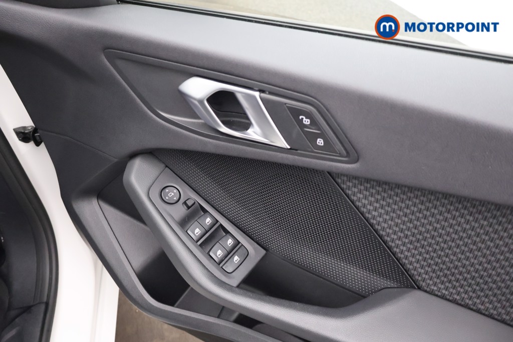 BMW 1 Series SE Automatic Petrol Hatchback - Stock Number (1667597) - 19th supplementary image
