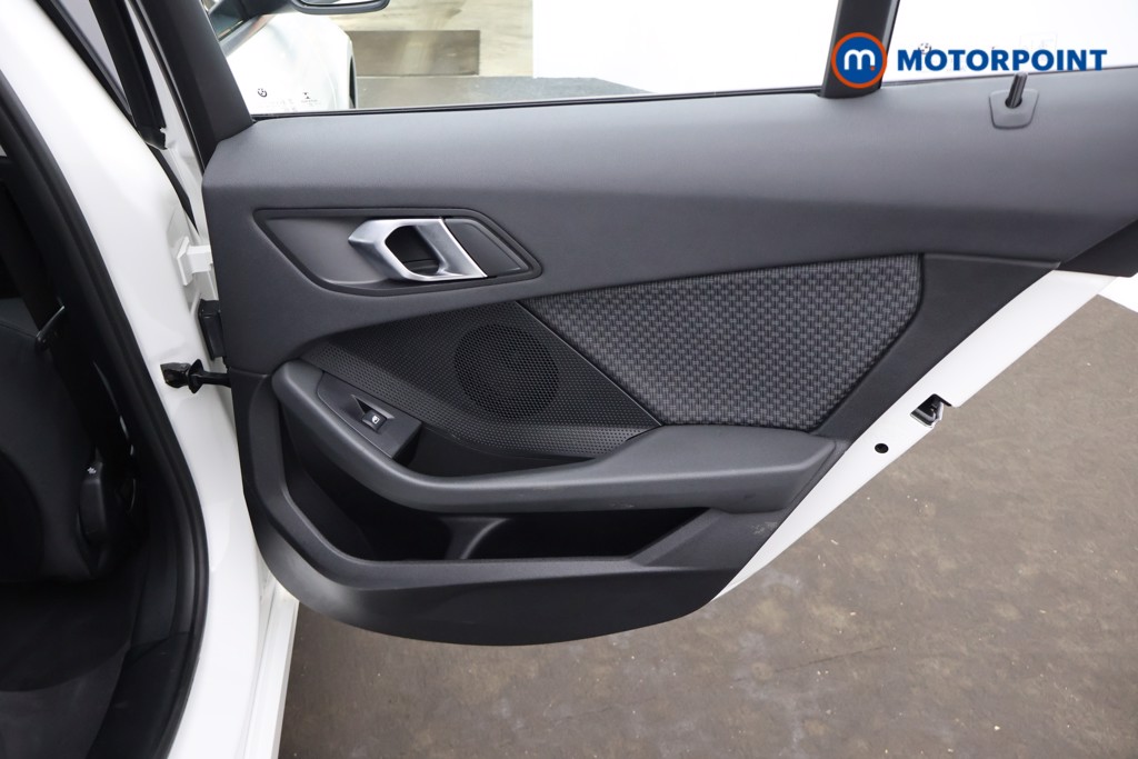 BMW 1 Series SE Automatic Petrol Hatchback - Stock Number (1667597) - 22nd supplementary image